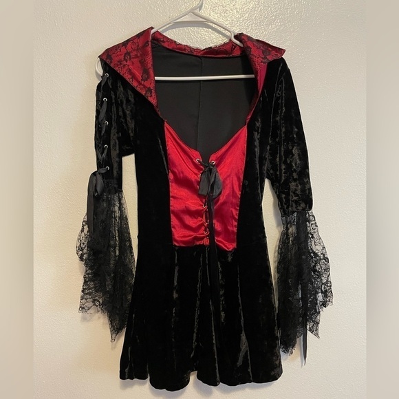 90s Crushed Velvet Black and Red Goth Dress With Lace Bell Sleeves - Picture 4 of 5